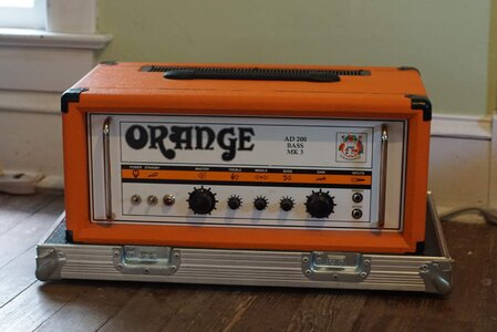 Orange AD200B w/ ATA Case