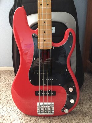 Squier Affinity PJ Alder Body Loaded Race Red