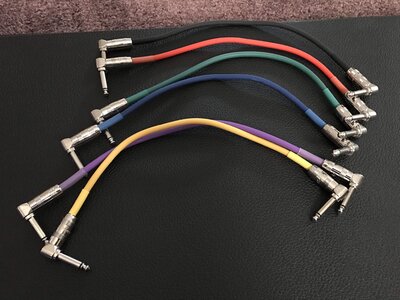 NEW* patch cables w/ power supply and 8 lug daisy chain incl adapters for various pedals