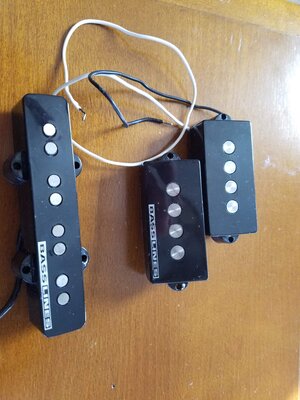 Seymour Duncan PJ Pickups 1/4 pound and Hot Jazz Custom Set