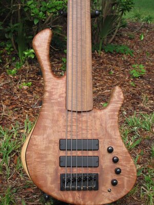 Clement #345 6 String Fretless, Nordstrand Blades & Audere 4B Preamp with Z-Mode Switch