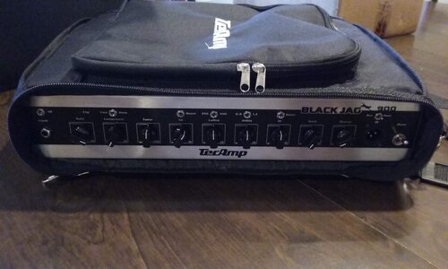 Tecamp Black Jag 900 w/case. Like new!