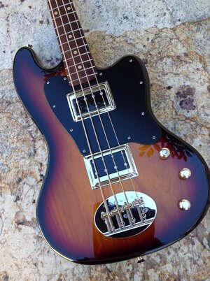 USA Lakland Decade w/Dark Stars