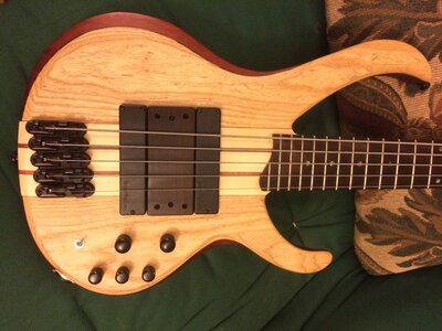 Ibanez BTB33 "Volo" $650.00