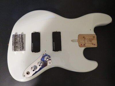 Warmoth Ash Jazz Body Loaded