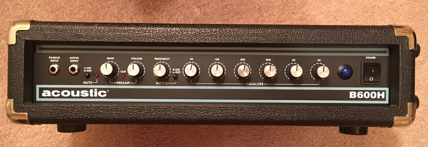 Acoustic B600H Bass Head 600 watts