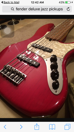 Fender Deluxe Jazz large pole pickups