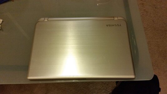 Toshiba Satellite s55-b5280 laptop