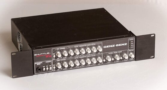 Genz Benz ShuttleMAX 9.2 Amp w/rack ears & carry bag