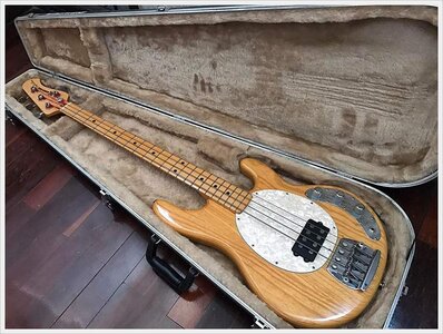 1979 MUSIC MAN STING RAY "NATURAL" Very Early B00 Serial Number