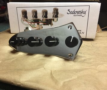 Sadowsky Onboard Preamp