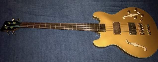 Warwick Pro Series Star Bass