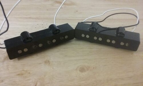 Fender USA Jazz Bass Pickups 048612 & 048613