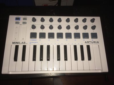 Arturia MiniLab Mk2