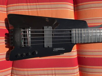 STEINBERGER Synapse Headless 5-String