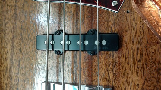 DiMarzio's Ultra Jazz Bass Pickups