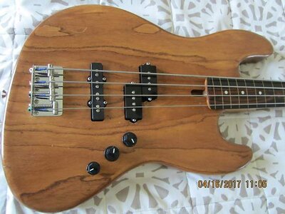 Fretless Jazz Bass PJ Warmoth Mighty Mite Components 80's Walnut finish over Swamp Ash