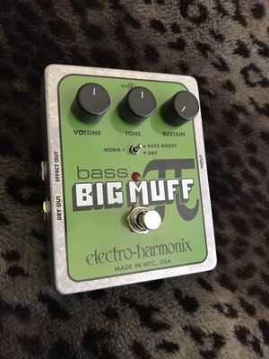 Electro-Harmonix Bass Big Muff Pi Bass Fuzz Pedal