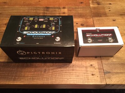 NIB Pigtronix Echolution 2 Ultra Pro w remote footswitch