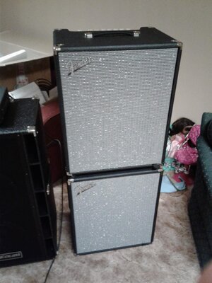 Fender amp stack - (willing to ship) - Rumble 500 V3 combo and 2x10 extension cabinet