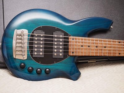 Ernie Ball Musicman Bongo 6 HH PDN Neptune blue & roasted maple