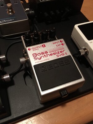 Boss SYB-5 bass synth