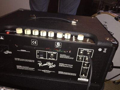 **PRICE DROP $410**Fender Rumble v3 Bass Combo Amp 500C