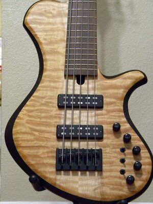 Cliff Bordwell Dola 32'' short scale 5 stringLAST!! Price Drop !! 2000.00