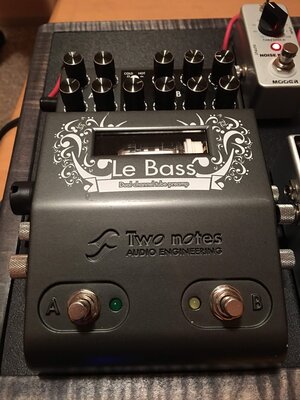 Two Notes le bass, SA programmable EQ