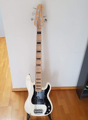 Lakland Skyline 55-64 LOG edition