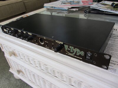 Trace Elliot V-Type tube bass preamp