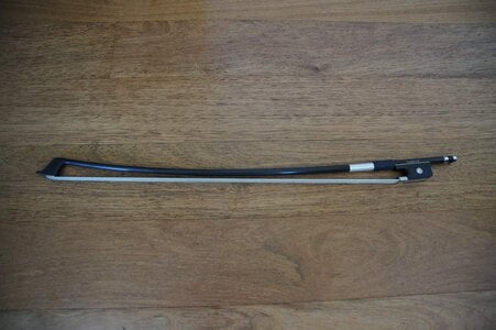 Glasser Braided Carbon Fiber Bow - PRICE DROP $450