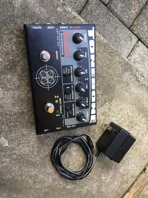 Radial Engineering Tonebone Bassbone DI &Two Channel Tone Manager With Boost