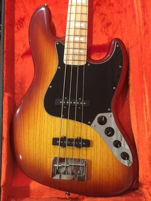 Fender Masterbuilt 70's Jazz (7lbs 10oz) - Jason Smith