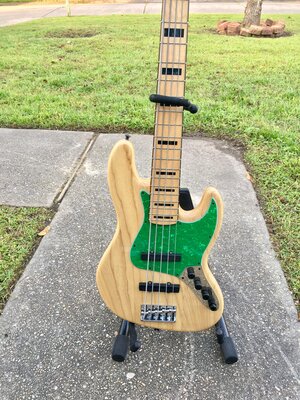 Fender Jazz Deluve V 2015