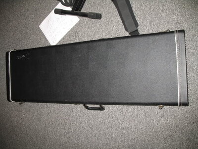 FT: my G&G Fender tolex case for your G&G Lakland tolex case