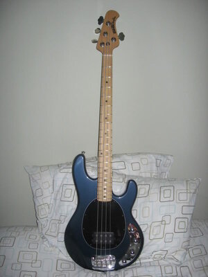 F/T F/S- 2004 Musicman stingray Carbon Blue Pearl