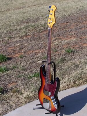 FS FEELER- modded SX fretless jazz