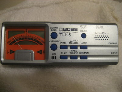 Boss TU-15 tuner