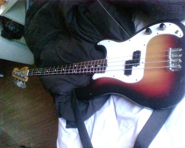 For Sale 83' MIJ Squier Precision Bass -400