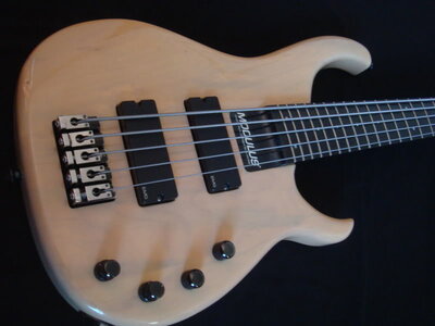 F/S ONLY MODULUS Q5 WITH 2 TEK BRIDGE $1199 ONLY