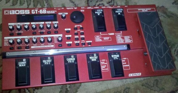 Boss GT-6B multi-effects unit