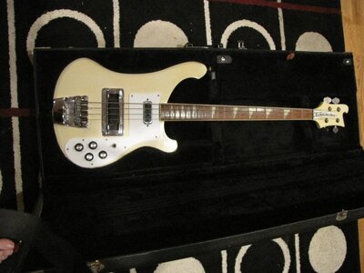 Vintage Rickenbacker 4001