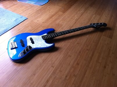 FS: Warmoth-Status-DiMarzio Jazz Bass