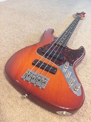 Mike Lull TC4 Fireburst w/Nordstrands & Darkglass Tone Capsule