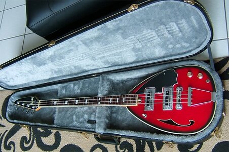 FS: Rare Vintage 1967 MIJ Raven T2B Teardrop Semi-Acoustic Bass