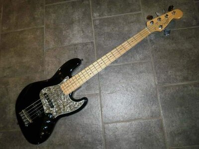 FS: 2008 Fender American Standard Jazz V--"one of the good ones"