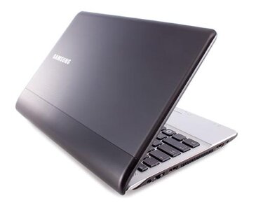 FS: Samsung Princeton Series 3 11.6" Ultraportable Laptop