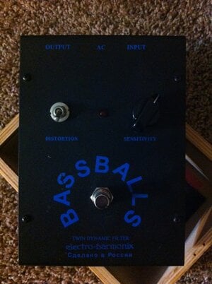 F/S EHX BassBalls & Big Muff Russians