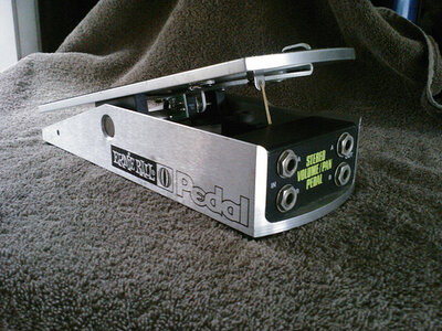 F/S - Ernie Ball 500K Stereo/Pan Volume pedal